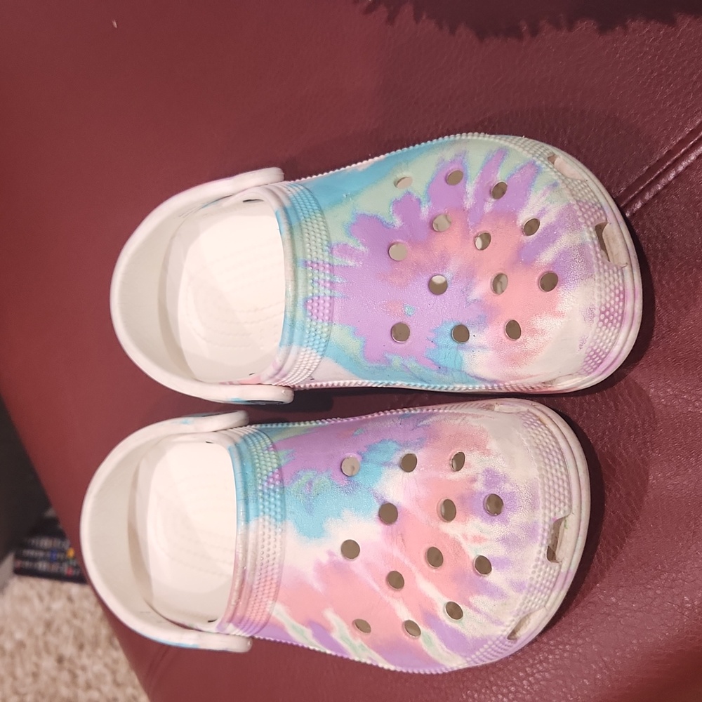 Crocs
